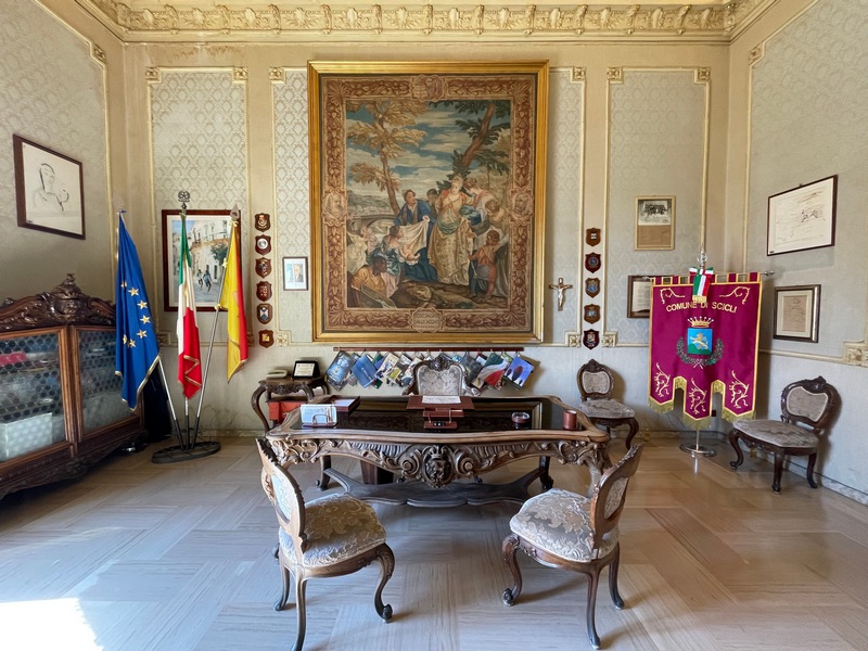 Click to see next picture