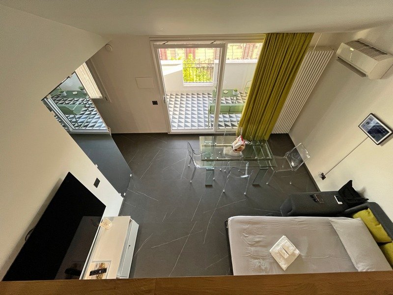 Click to see next picture