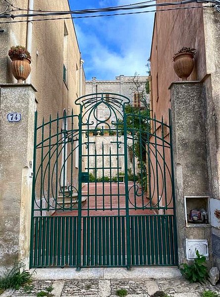 Click to see next picture