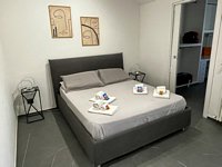 Click to see big picture (800x600 pixels; 83 KB)