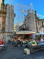 Click to see big picture (450x600 pixels; 95 KB)