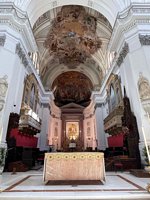 Click to see big picture (450x600 pixels; 106 KB)