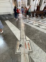 Click to see big picture (450x600 pixels; 81 KB)