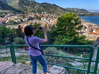 Click to see big picture (800x600 pixels; 219 KB)