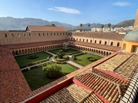 Click to see big picture (800x600 pixels; 148 KB)