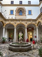 Click to see big picture (450x600 pixels; 92 KB)