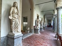 Click to see big picture (800x600 pixels; 147 KB)