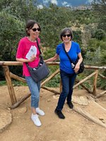 Click to see big picture (450x600 pixels; 101 KB)