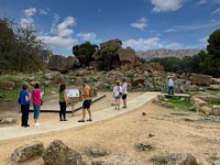 Click to see big picture (800x600 pixels; 127 KB)