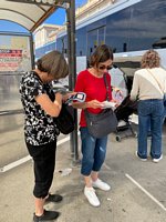 Click to see big picture (450x600 pixels; 86 KB)