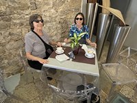 Click to see big picture (800x600 pixels; 128 KB)