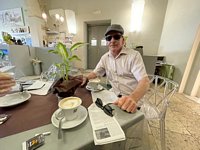 Click to see big picture (800x600 pixels; 114 KB)