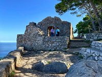 Click to see big picture (800x600 pixels; 181 KB)